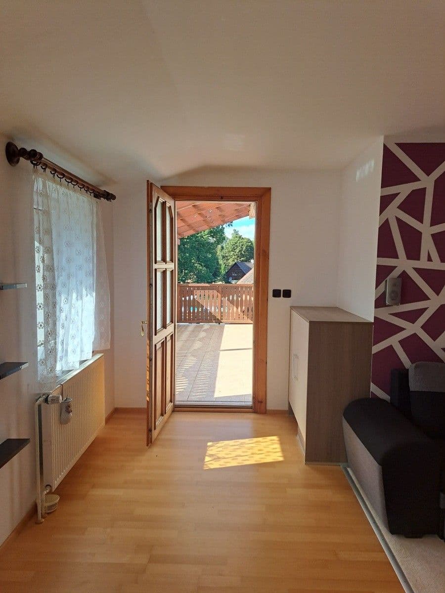 Pronájem bytu 4+1 180 m², Plánice, Plzeňský kraj Pronájem bytu 4+1 180 m², Plánice, Plzeňský kraj