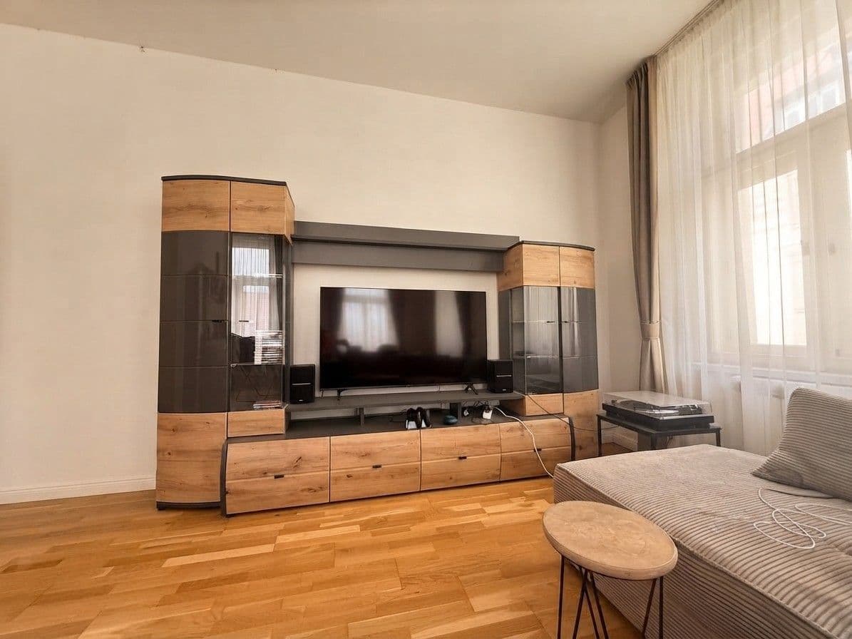 Prodej bytu 2+kk 60 m², Vítkova, Praha, Praha Prodej bytu 2+kk 60 m², Vítkova, Praha, Praha
