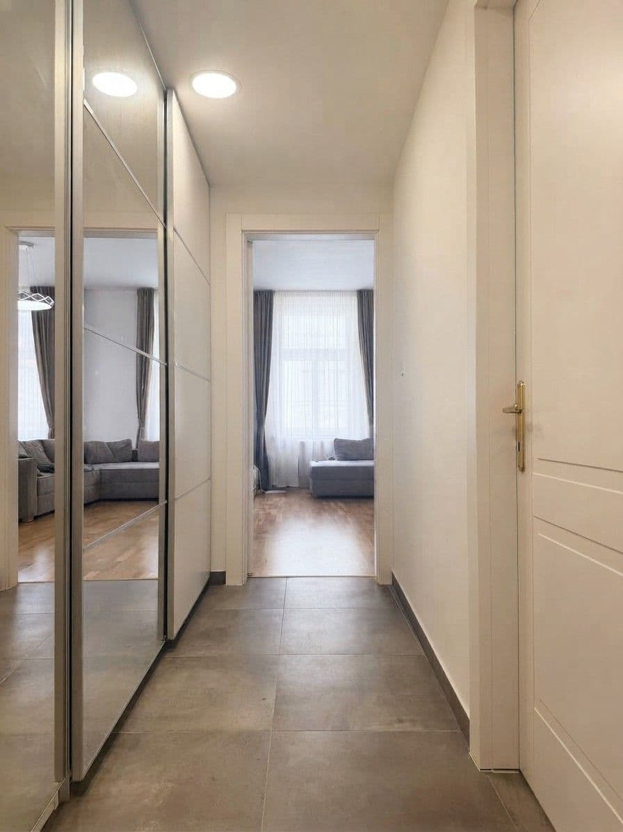 Prodej bytu 2+kk 60 m², Vítkova, Praha, Praha Prodej bytu 2+kk 60 m², Vítkova, Praha, Praha