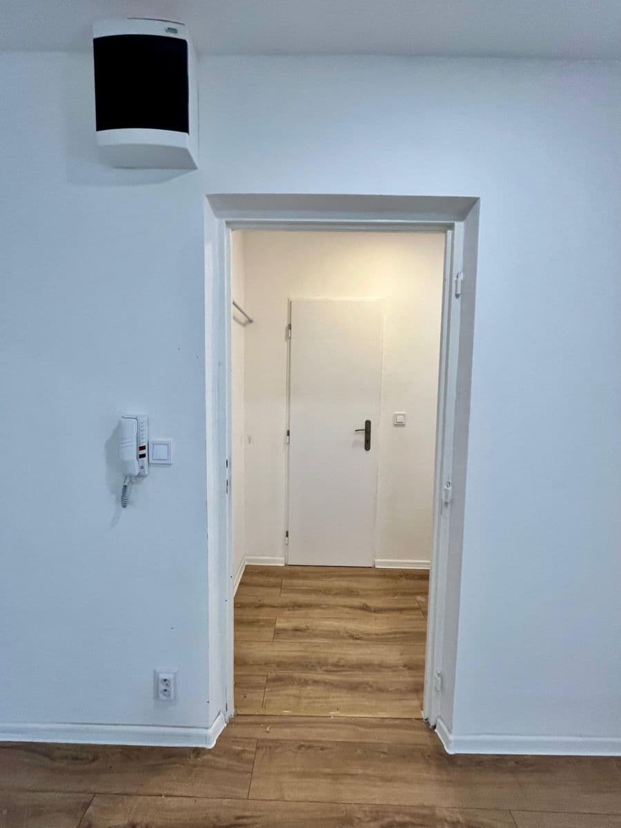 Pronájem bytu 3+kk 72 m², Javorová, Most, Ústecký kraj Pronájem bytu 3+kk 72 m², Javorová, Most, Ústecký kraj
