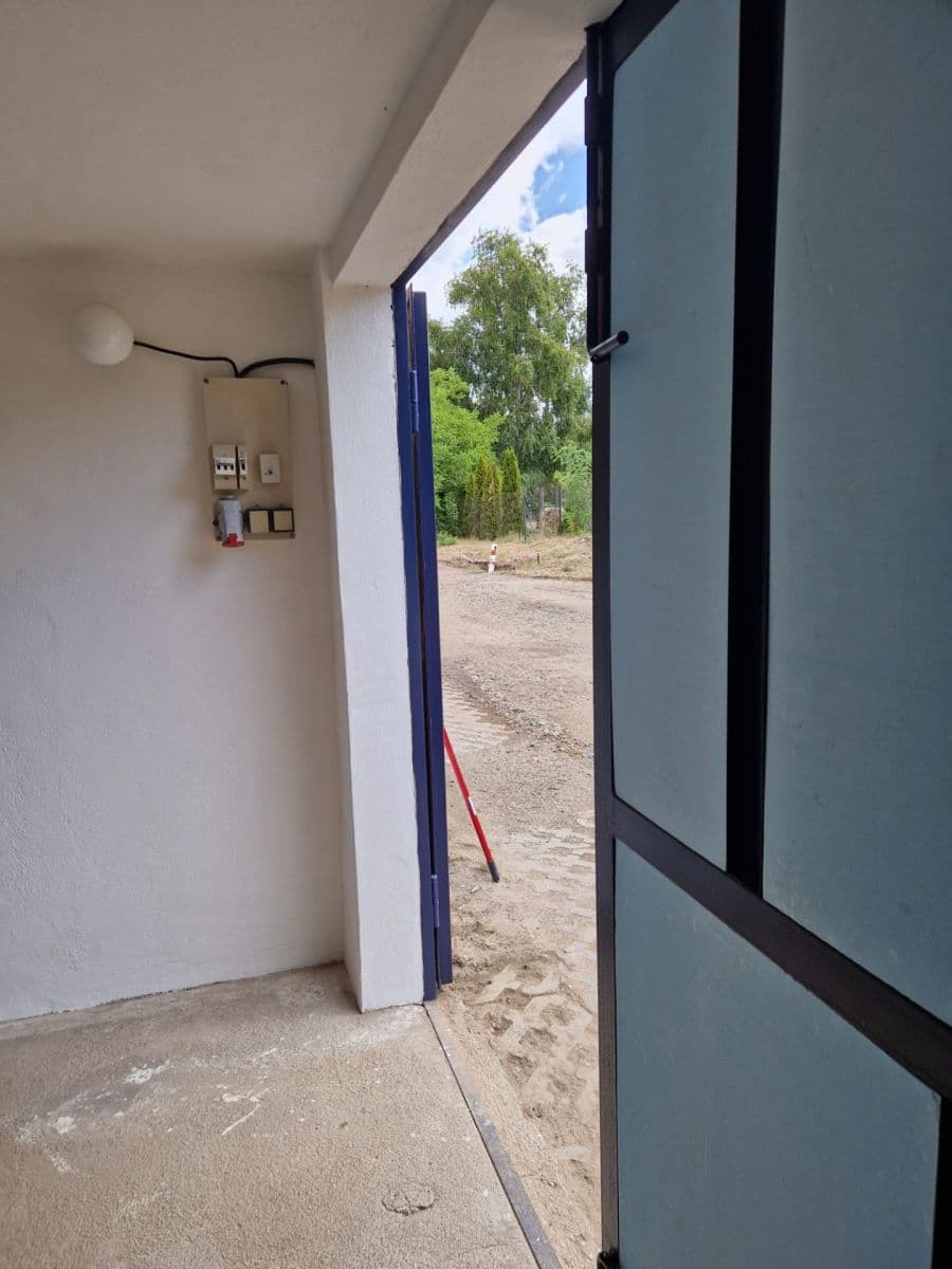 Prodej garáže 23 m², Hodonín, Jihomoravský kraj Prodej garáže 23 m², Hodonín, Jihomoravský kraj