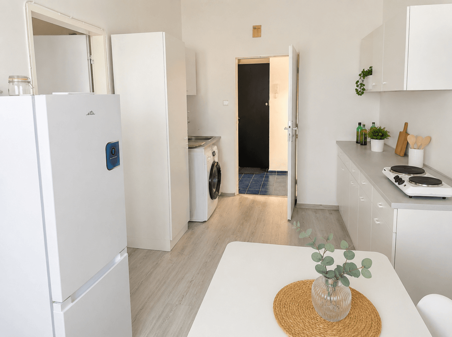Pronájem nebytového prostoru 36 m², Drahobejlova, Praha, Praha Pronájem nebytového prostoru 36 m², Drahobejlova, Praha, Praha