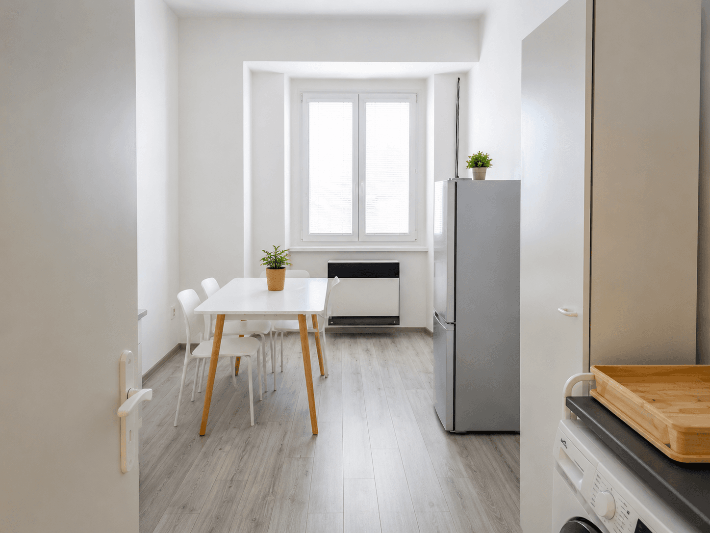 Pronájem nebytového prostoru 36 m², Drahobejlova, Praha, Praha Pronájem nebytového prostoru 36 m², Drahobejlova, Praha, Praha