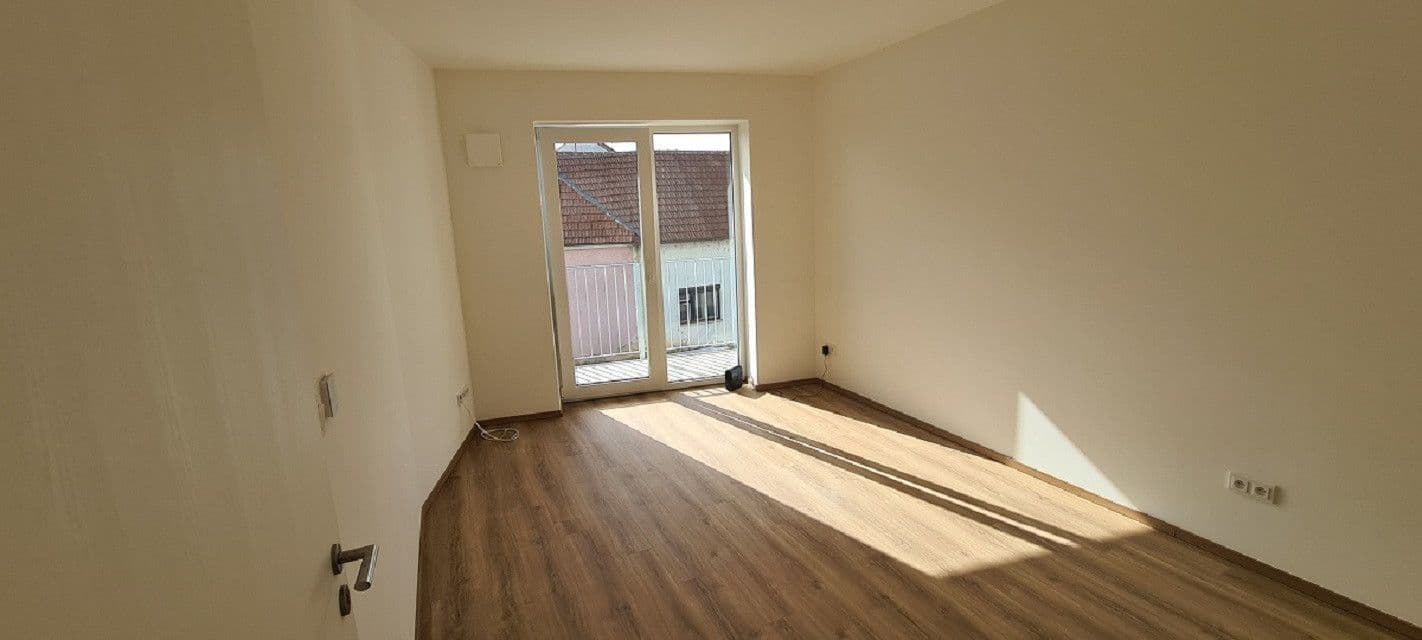 Pronájem bytu 2+kk 84 m², Hradišťská, Staré Město, Zlínský kraj Pronájem bytu 2+kk 84 m², Hradišťská, Staré Město, Zlínský kraj