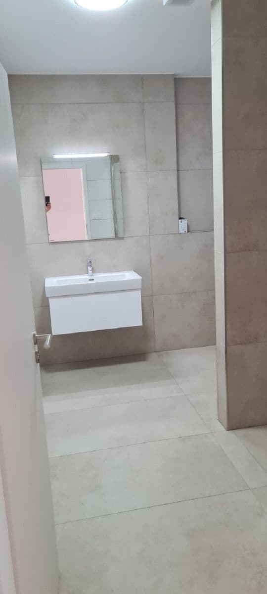 Pronájem bytu 2+kk 84 m², Hradišťská, Staré Město, Zlínský kraj Pronájem bytu 2+kk 84 m², Hradišťská, Staré Město, Zlínský kraj
