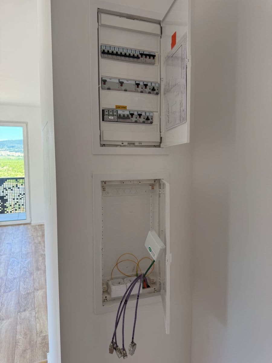 Prodej bytu 2+1 50 m², Limbašská cesta, Pezinok, Bratislavský kraj Prodej bytu 2+1 50 m², Limbašská cesta, Pezinok, Bratislavský kraj