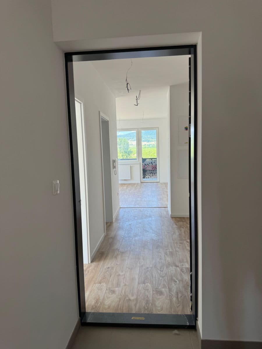 Prodej bytu 2+1 50 m², Limbašská cesta, Pezinok, Bratislavský kraj Prodej bytu 2+1 50 m², Limbašská cesta, Pezinok, Bratislavský kraj