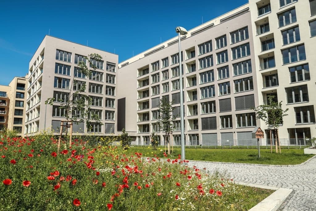 Pronájem garáže 15 m², Breitfeldova, Praha, Praha Pronájem garáže 15 m², Breitfeldova, Praha, Praha
