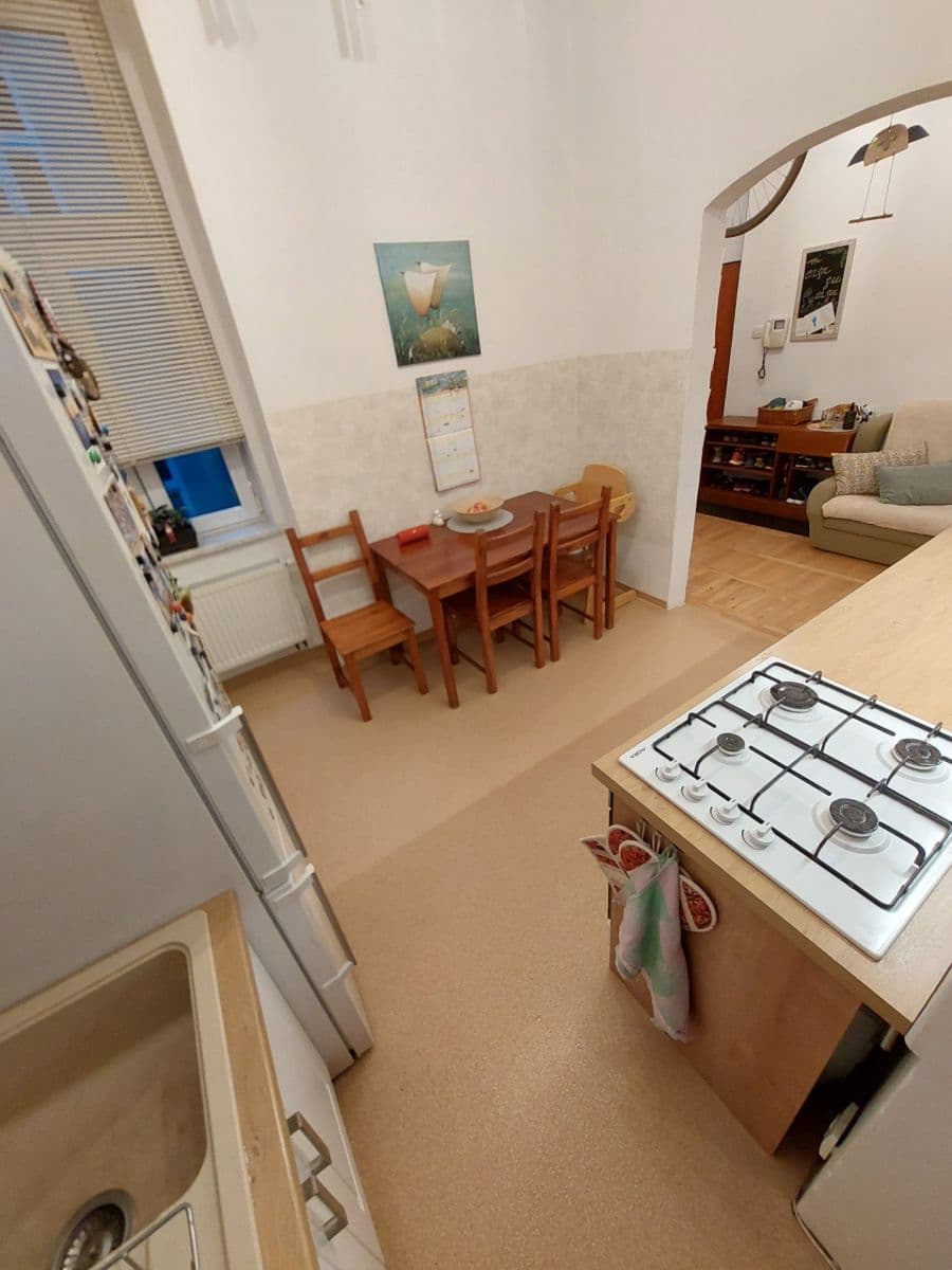 Pronájem bytu 2+1 77 m², Hybešova, Brno, Jihomoravský kraj Pronájem bytu 2+1 77 m², Hybešova, Brno, Jihomoravský kraj