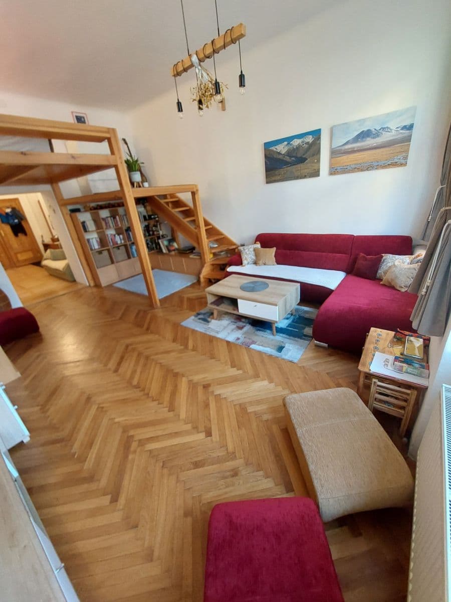 Pronájem bytu 2+1 77 m², Hybešova, Brno, Jihomoravský kraj Pronájem bytu 2+1 77 m², Hybešova, Brno, Jihomoravský kraj