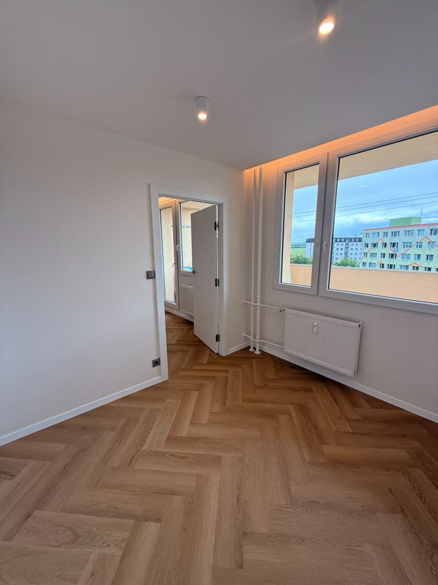 Prodej bytu 2+kk 34 m², Kojetická, Neratovice, Středočeský kraj Prodej bytu 2+kk 34 m², Kojetická, Neratovice, Středočeský kraj
