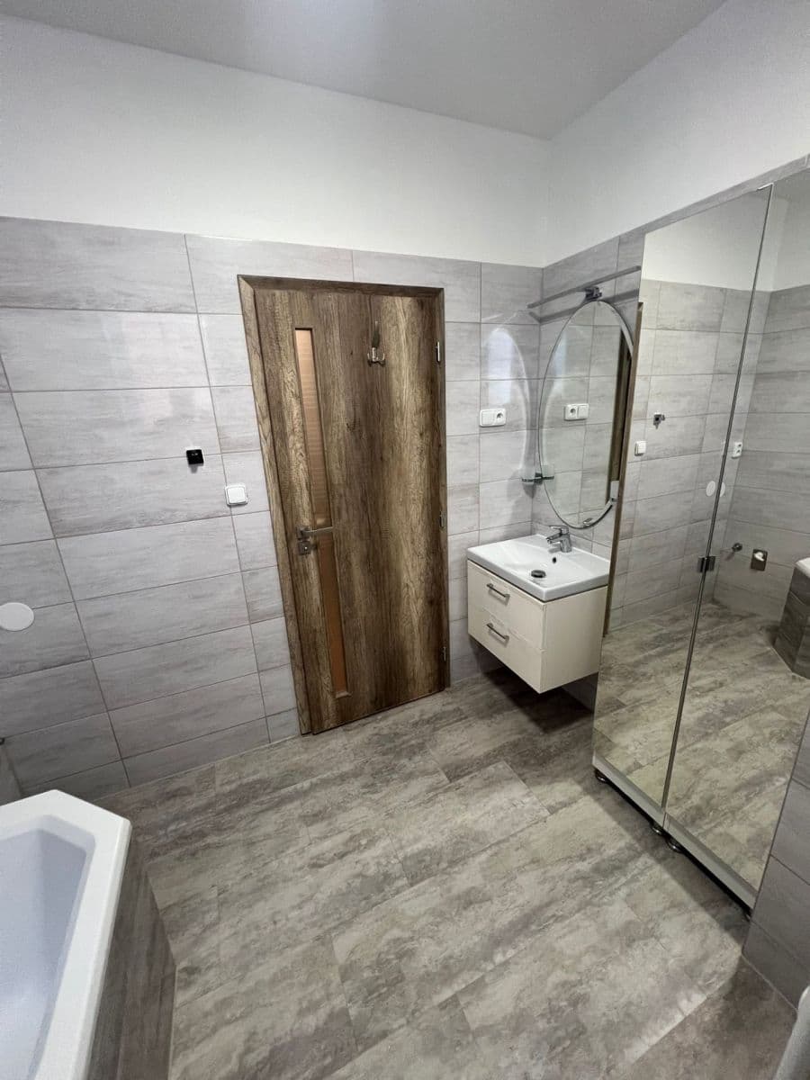 Pronájem bytu 2+kk 62 m², Netušilova, Brno, Jihomoravský kraj Pronájem bytu 2+kk 62 m², Netušilova, Brno, Jihomoravský kraj