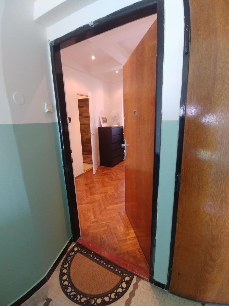 Pronájem bytu 2+kk 55 m², U Santošky, Praha, Praha Pronájem bytu 2+kk 55 m², U Santošky, Praha, Praha