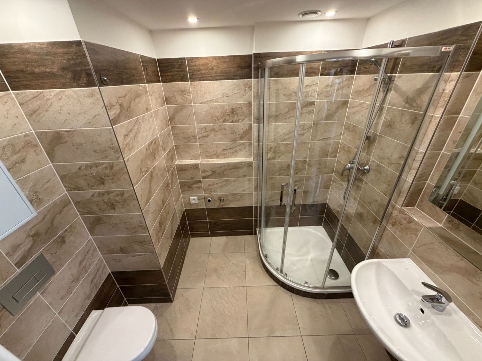 Pronájem bytu 2+kk 71 m², Františka Diviše, Praha, Praha Pronájem bytu 2+kk 71 m², Františka Diviše, Praha, Praha