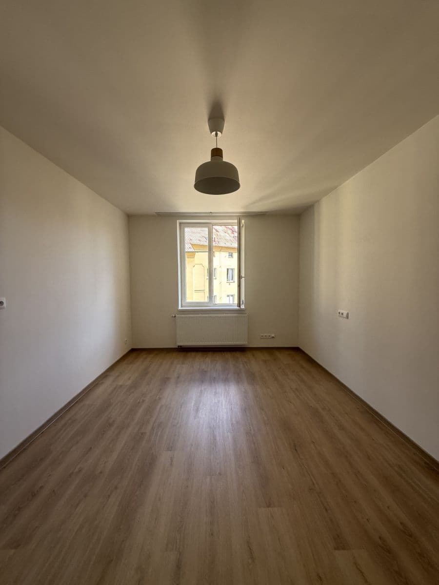 Pronájem bytu 2+kk 51 m², Vrchlického, Plzeň, Plzeňský kraj Pronájem bytu 2+kk 51 m², Vrchlického, Plzeň, Plzeňský kraj