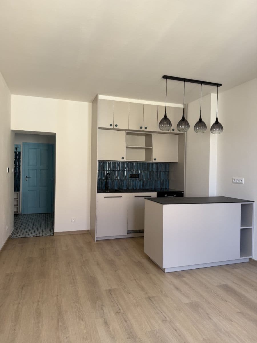 Pronájem bytu 2+kk 51 m², Vrchlického, Plzeň, Plzeňský kraj Pronájem bytu 2+kk 51 m², Vrchlického, Plzeň, Plzeňský kraj