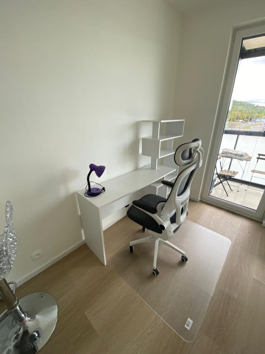 Pronájem bytu 1+kk 30 m², Kolbenova, Praha, Praha Pronájem bytu 1+kk 30 m², Kolbenova, Praha, Praha