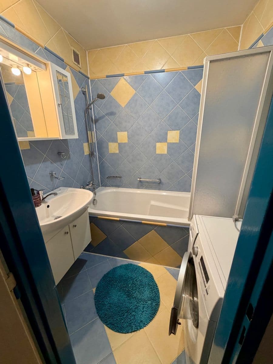 Prodej bytu 2+1 64 m², Karla Čapka, Sokolov, Karlovarský kraj Prodej bytu 2+1 64 m², Karla Čapka, Sokolov, Karlovarský kraj