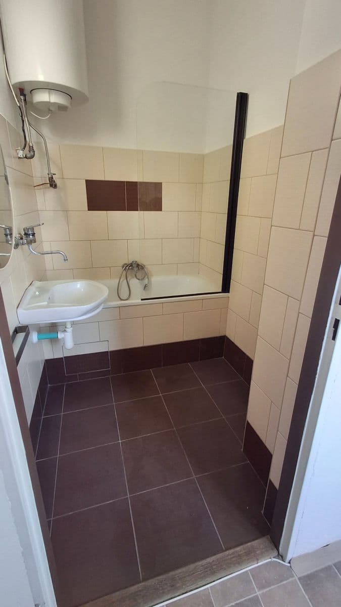 Pronájem bytu 2+1 61 m², Letohradská, Praha, Praha Pronájem bytu 2+1 61 m², Letohradská, Praha, Praha