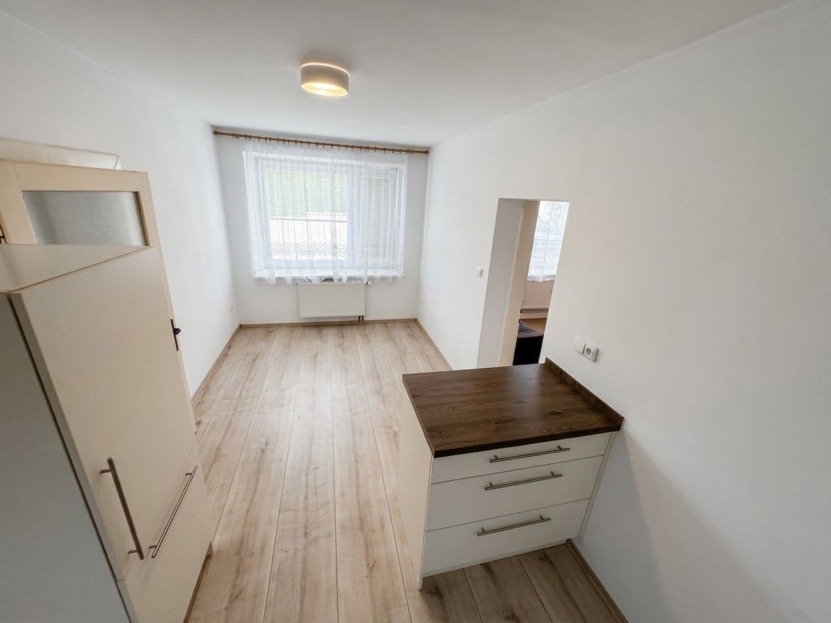 Pronájem bytu 1+1 48 m², Pekařská, Lednice, Jihomoravský kraj Pronájem bytu 1+1 48 m², Pekařská, Lednice, Jihomoravský kraj