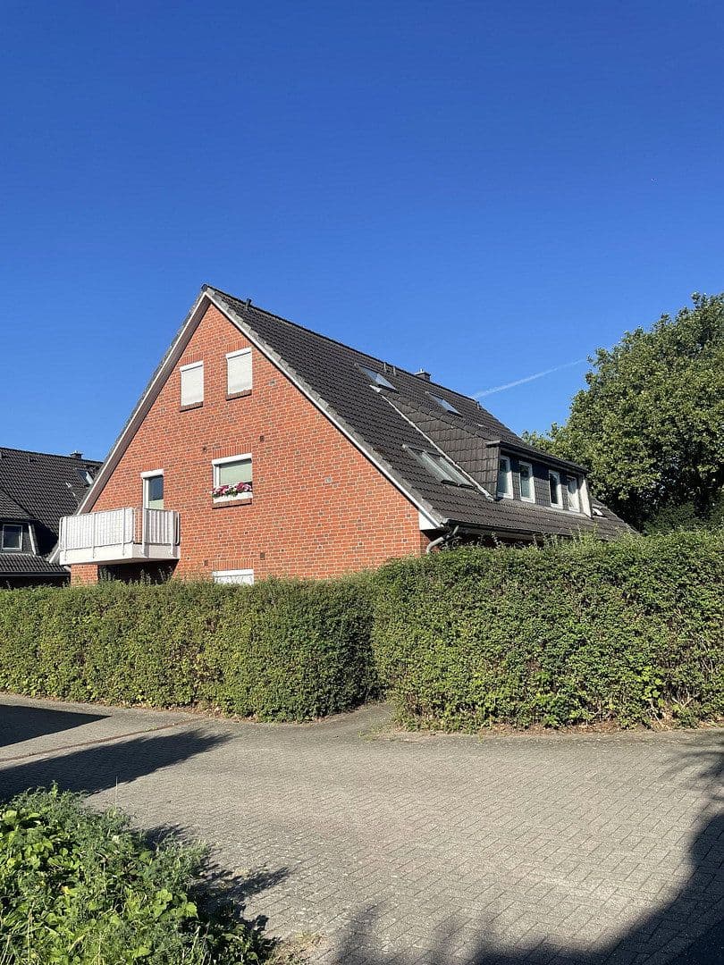 Prodej domu 150 m², pozemek 425 m², Halstenbek, Šlesvicko-Holštýnsko Prodej domu 150 m², pozemek 425 m², Halstenbek, Šlesvicko-Holštýnsko