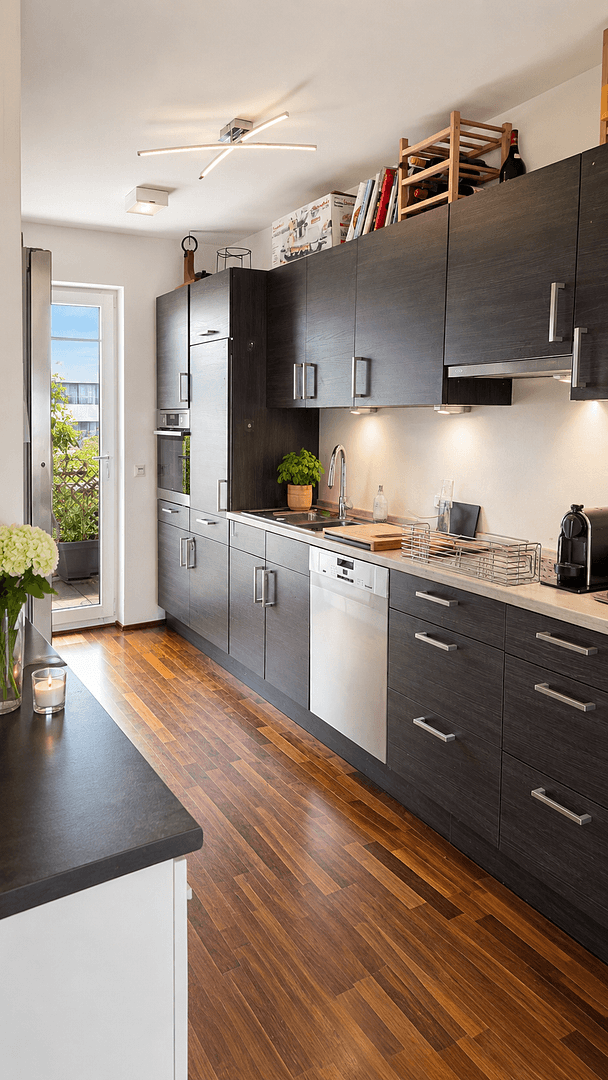 Prodej bytu 4+1 112 m², Eugen-Kaufmann-Straße 12, Frankfurt, Hessen Prodej bytu 4+1 112 m², Eugen-Kaufmann-Straße 12, Frankfurt, Hessen