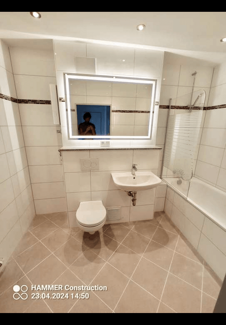 Pronájem bytu 2+1 62 m², Torfbruchstrasse 107, Düsseldorf, Severní Porýní-Vestfálsko Pronájem bytu 2+1 62 m², Torfbruchstrasse 107, Düsseldorf, Severní Porýní-Vestfálsko