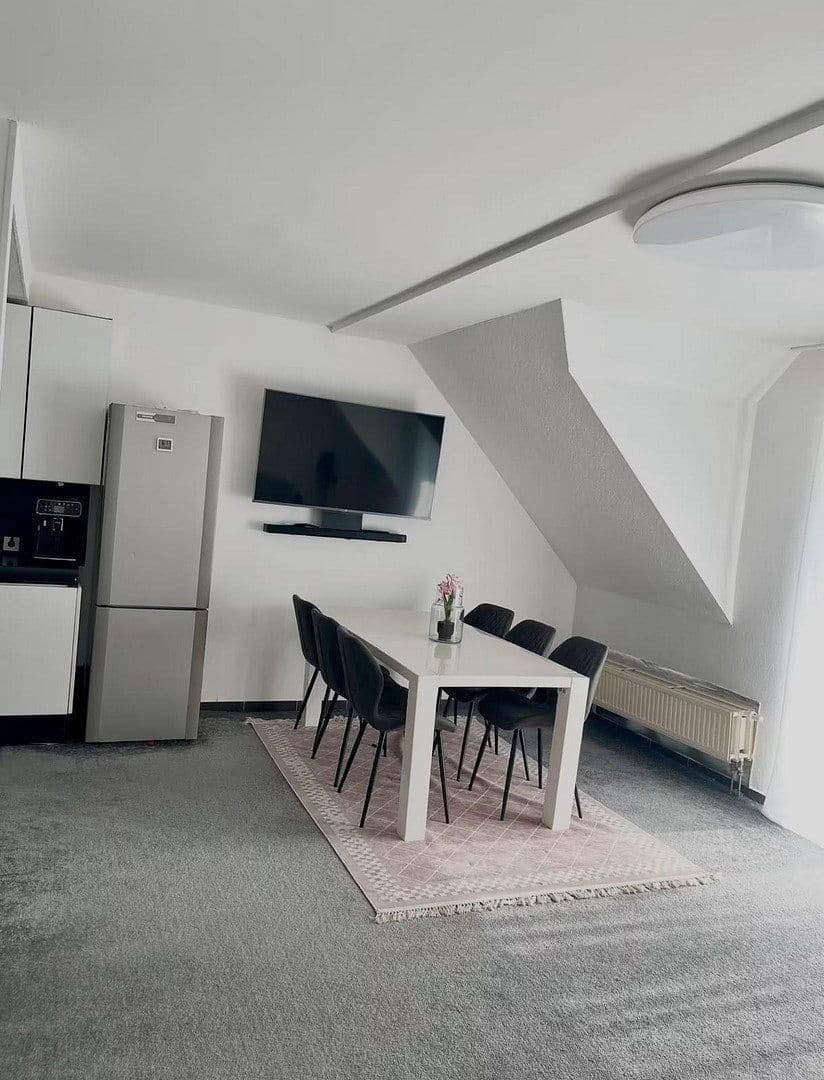 Prodej bytu 5+1 118 m², Polch, Porýní-Falc Prodej bytu 5+1 118 m², Polch, Porýní-Falc