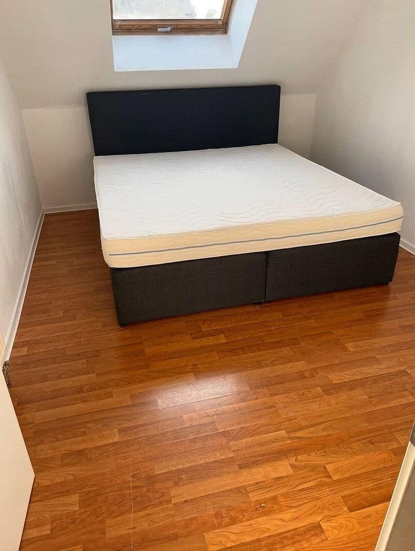 Prodej bytu 5+1 118 m², Polch, Porýní-Falc Prodej bytu 5+1 118 m², Polch, Porýní-Falc