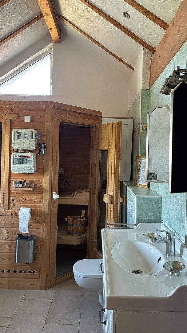 Prodej domu 200 m², pozemek 1.600 m², Halver, Severní Porýní-Vestfálsko Prodej domu 200 m², pozemek 1.600 m², Halver, Severní Porýní-Vestfálsko