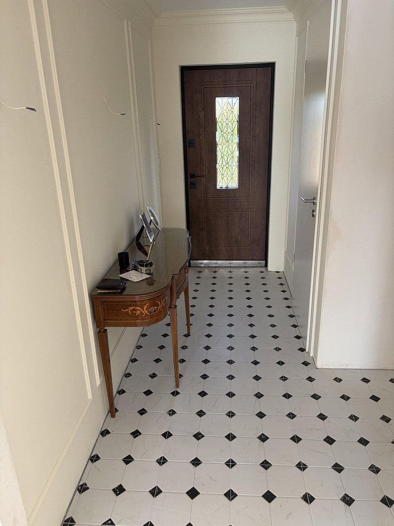 Prodej domu 140 m², pozemek 252 m², Eschbach, Bádensko-Württembersko Prodej domu 140 m², pozemek 252 m², Eschbach, Bádensko-Württembersko