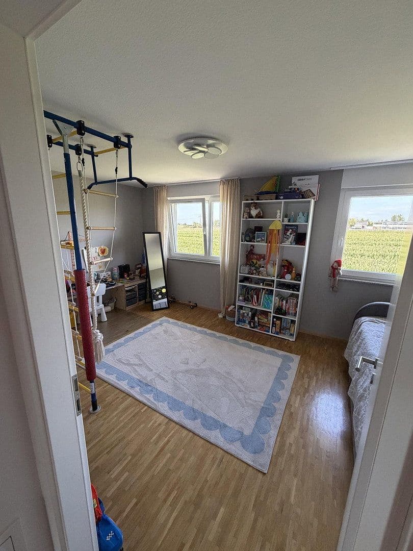 Prodej domu 140 m², pozemek 252 m², Eschbach, Bádensko-Württembersko Prodej domu 140 m², pozemek 252 m², Eschbach, Bádensko-Württembersko