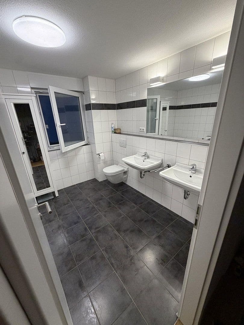 Prodej domu 140 m², pozemek 252 m², Eschbach, Bádensko-Württembersko Prodej domu 140 m², pozemek 252 m², Eschbach, Bádensko-Württembersko