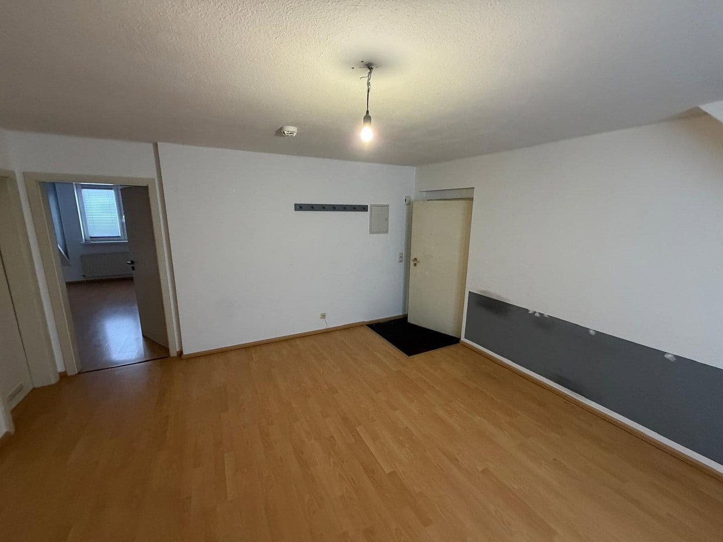 Pronájem bytu 2+1 48 m², Köln, Severní Porýní-Vestfálsko Pronájem bytu 2+1 48 m², Köln, Severní Porýní-Vestfálsko
