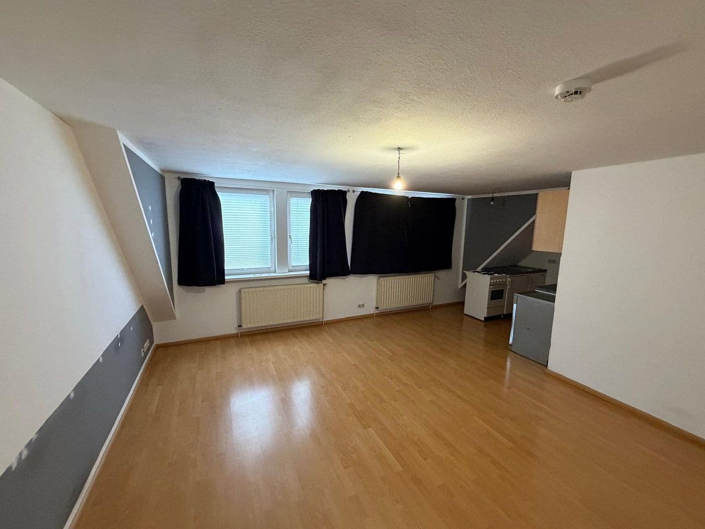 Pronájem bytu 2+1 48 m², Köln, Severní Porýní-Vestfálsko Pronájem bytu 2+1 48 m², Köln, Severní Porýní-Vestfálsko