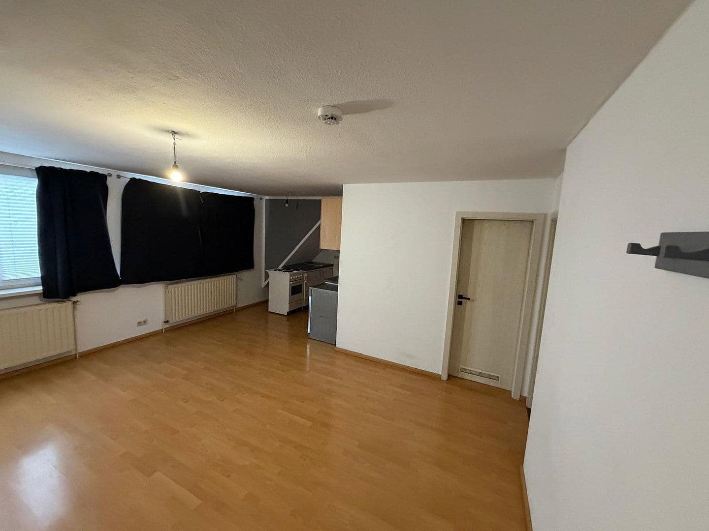 Pronájem bytu 2+1 48 m², Köln, Severní Porýní-Vestfálsko Pronájem bytu 2+1 48 m², Köln, Severní Porýní-Vestfálsko
