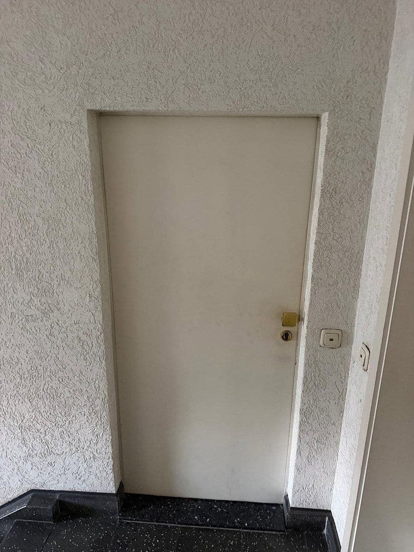 Pronájem bytu 2+1 48 m², Köln, Severní Porýní-Vestfálsko Pronájem bytu 2+1 48 m², Köln, Severní Porýní-Vestfálsko