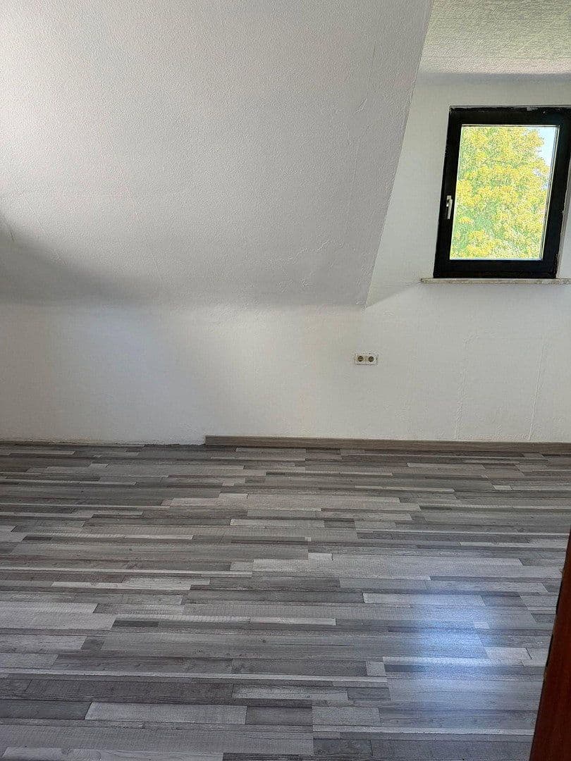 Pronájem bytu 3+1 75 m², Dammstrasse 42, Heilbronn, Bádensko-Württembersko Pronájem bytu 3+1 75 m², Dammstrasse 42, Heilbronn, Bádensko-Württembersko