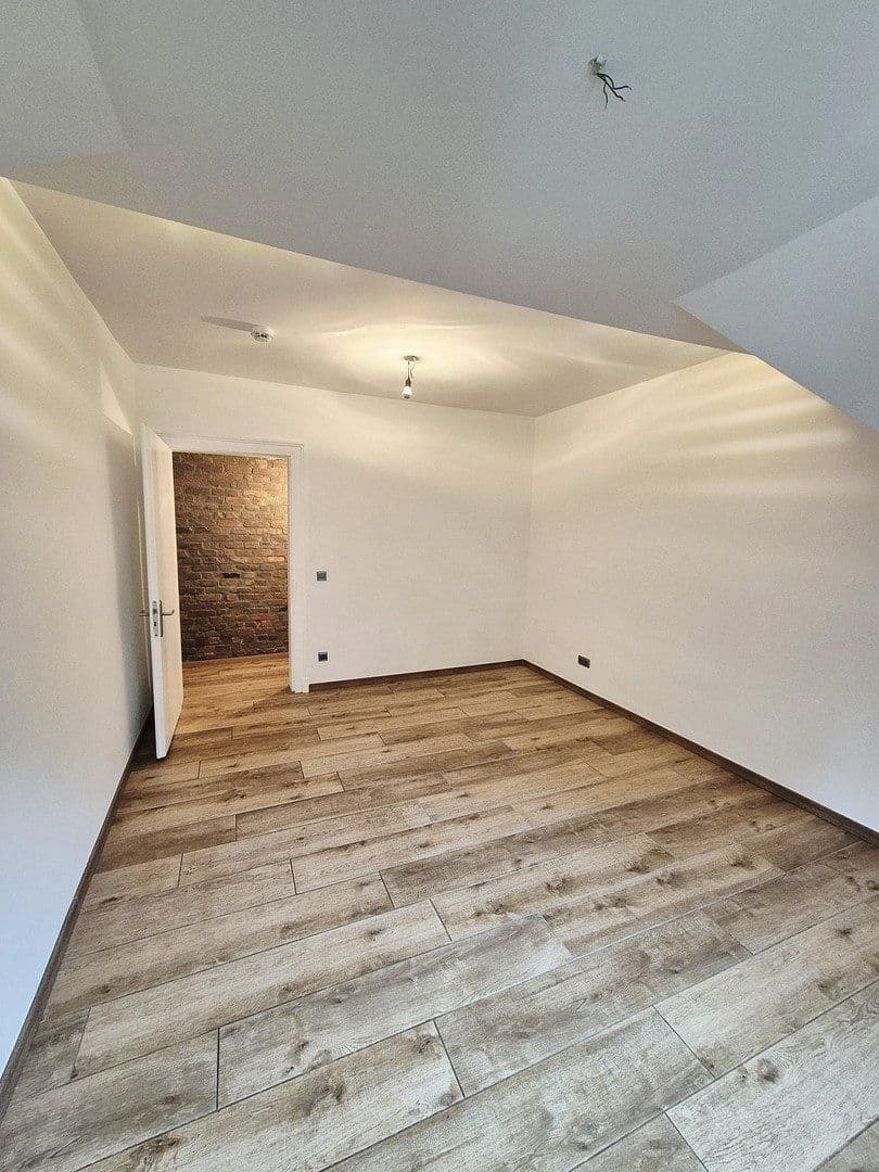 Pronájem bytu 3+1 90 m², Wesel, Severní Porýní-Vestfálsko Pronájem bytu 3+1 90 m², Wesel, Severní Porýní-Vestfálsko