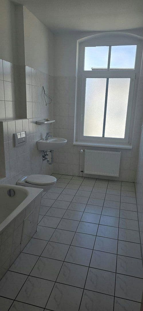 Pronájem bytu 3+1 75 m², Braunschweiger Straße 74, Magdeburg, Sasko-Anhaltsko Pronájem bytu 3+1 75 m², Braunschweiger Straße 74, Magdeburg, Sasko-Anhaltsko