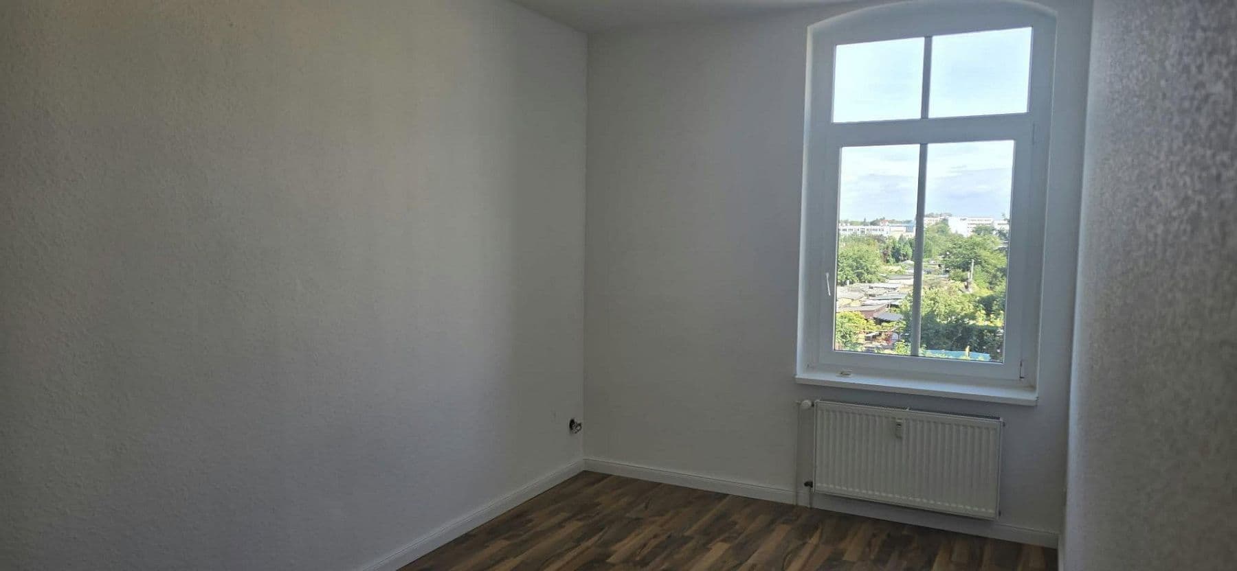 Pronájem bytu 3+1 75 m², Braunschweiger Straße 74, Magdeburg, Sasko-Anhaltsko Pronájem bytu 3+1 75 m², Braunschweiger Straße 74, Magdeburg, Sasko-Anhaltsko