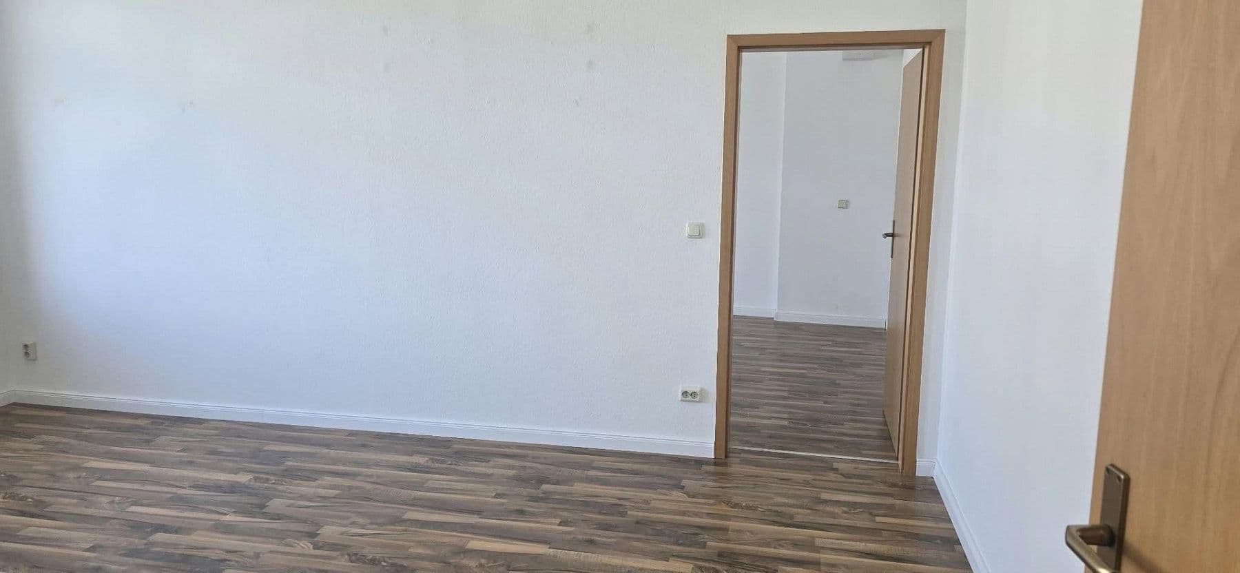 Pronájem bytu 3+1 75 m², Braunschweiger Straße 74, Magdeburg, Sasko-Anhaltsko Pronájem bytu 3+1 75 m², Braunschweiger Straße 74, Magdeburg, Sasko-Anhaltsko