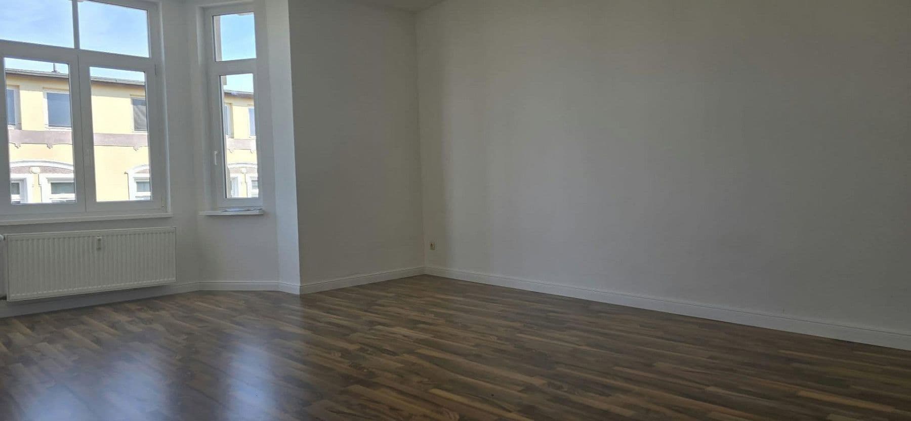 Pronájem bytu 3+1 75 m², Braunschweiger Straße 74, Magdeburg, Sasko-Anhaltsko Pronájem bytu 3+1 75 m², Braunschweiger Straße 74, Magdeburg, Sasko-Anhaltsko