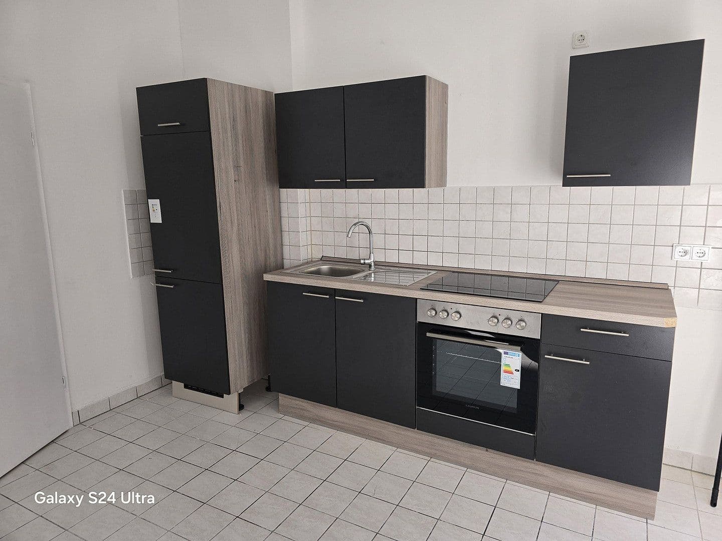 Pronájem bytu 2+1 67 m², Braunschweiger Straße 74, Magdeburg, Sasko-Anhaltsko Pronájem bytu 2+1 67 m², Braunschweiger Straße 74, Magdeburg, Sasko-Anhaltsko