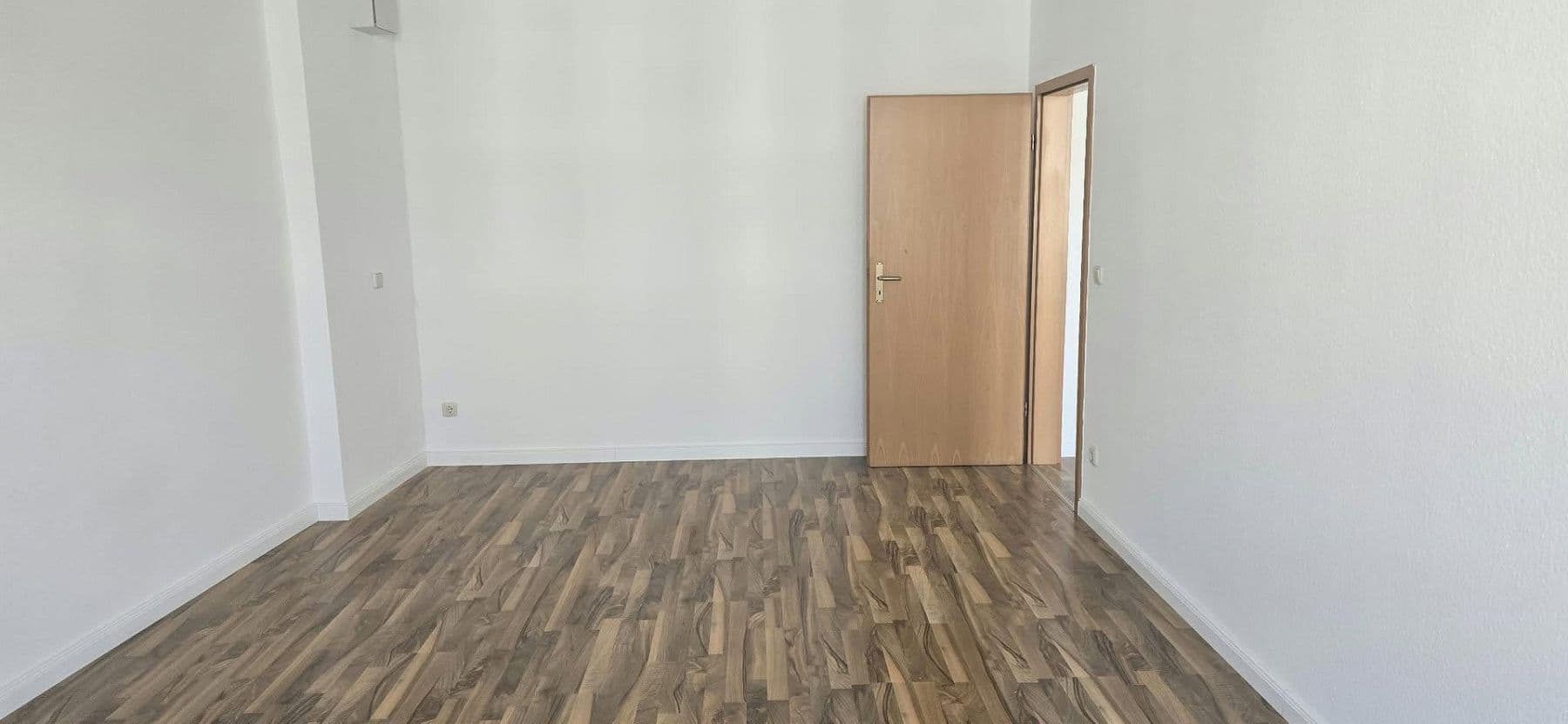 Pronájem bytu 3+1 75 m², Braunschweiger Straße 74, Magdeburg, Sasko-Anhaltsko Pronájem bytu 3+1 75 m², Braunschweiger Straße 74, Magdeburg, Sasko-Anhaltsko