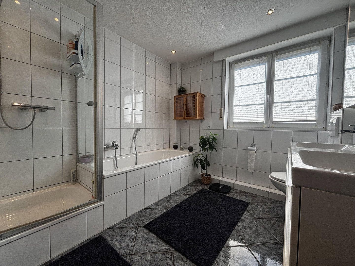 Prodej domu 144 m², pozemek 195 m², Moers, Severní Porýní-Vestfálsko Prodej domu 144 m², pozemek 195 m², Moers, Severní Porýní-Vestfálsko