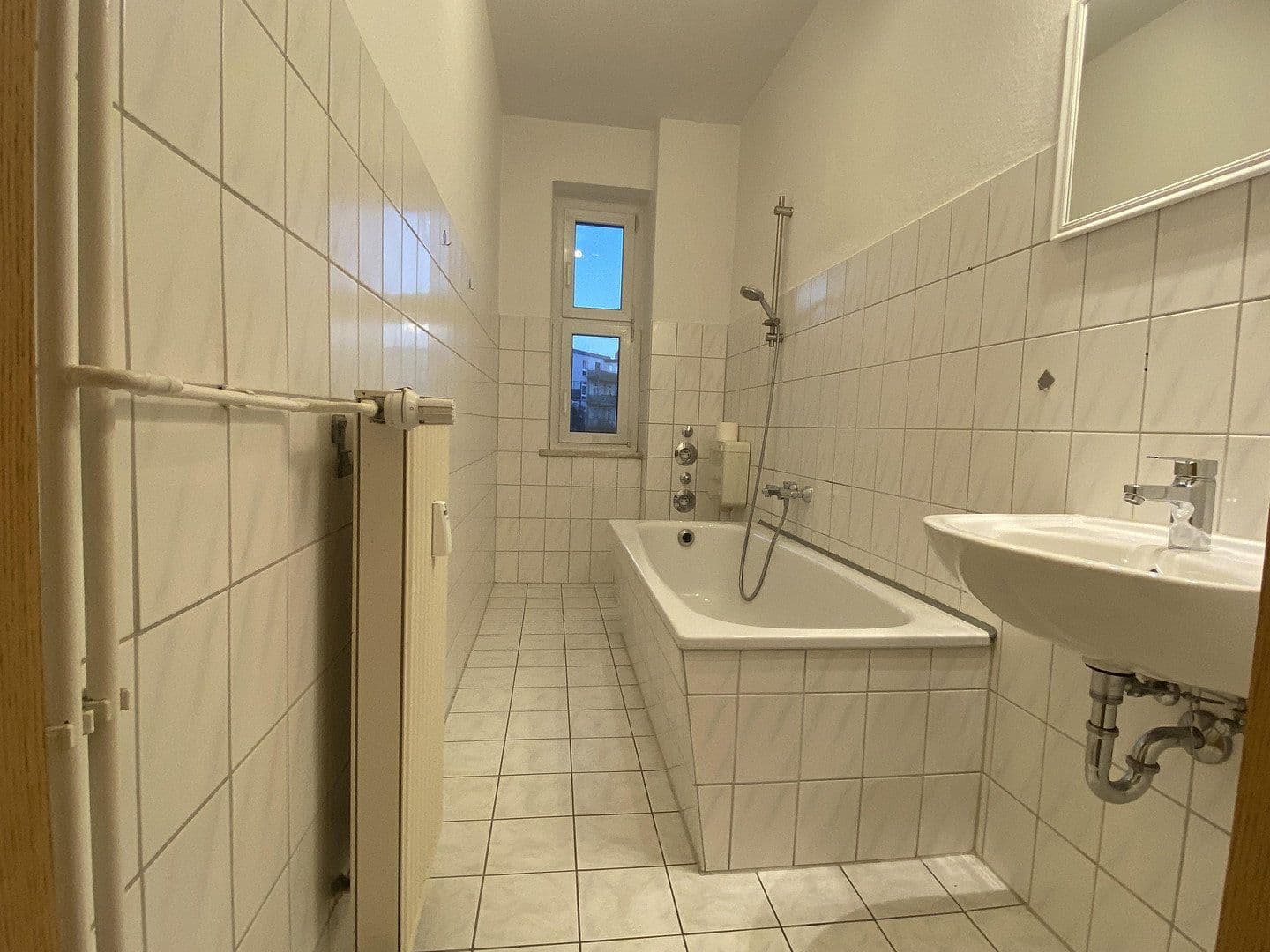 Pronájem bytu 1+1 34 m², Wallstraße 61, Schwerin, Mecklenburg-Vorpommern Pronájem bytu 1+1 34 m², Wallstraße 61, Schwerin, Mecklenburg-Vorpommern