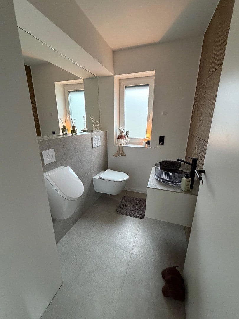 Prodej domu 139 m², pozemek 686 m², Wettenberg, Hessen Prodej domu 139 m², pozemek 686 m², Wettenberg, Hessen