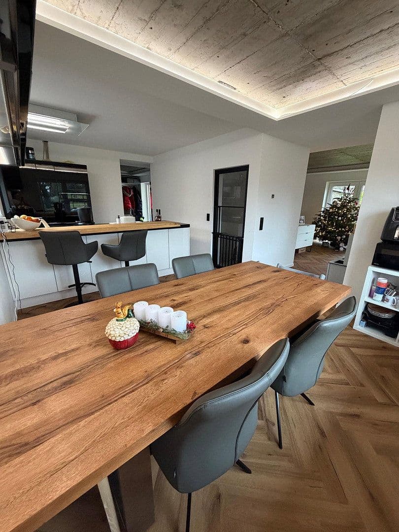 Prodej domu 139 m², pozemek 686 m², Wettenberg, Hessen Prodej domu 139 m², pozemek 686 m², Wettenberg, Hessen