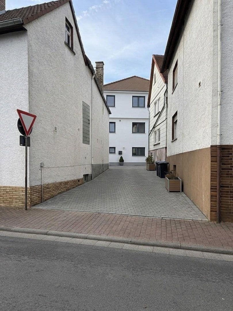 Prodej domu 139 m², pozemek 686 m², Wettenberg, Hessen Prodej domu 139 m², pozemek 686 m², Wettenberg, Hessen